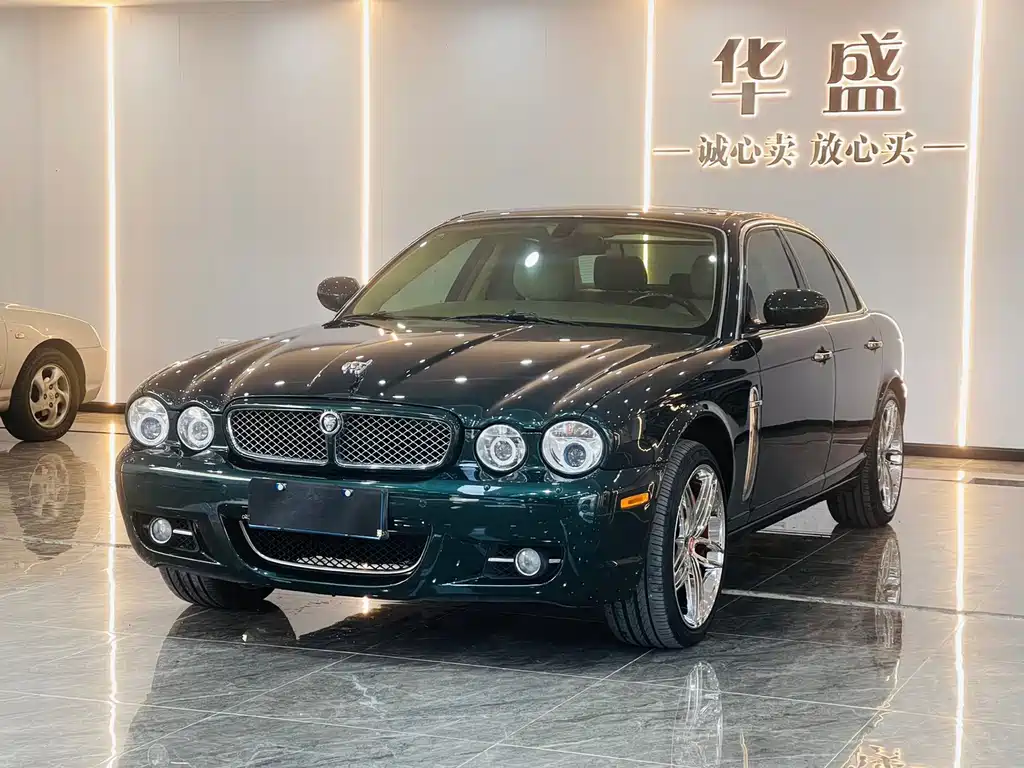 Jaguar XJ 2004