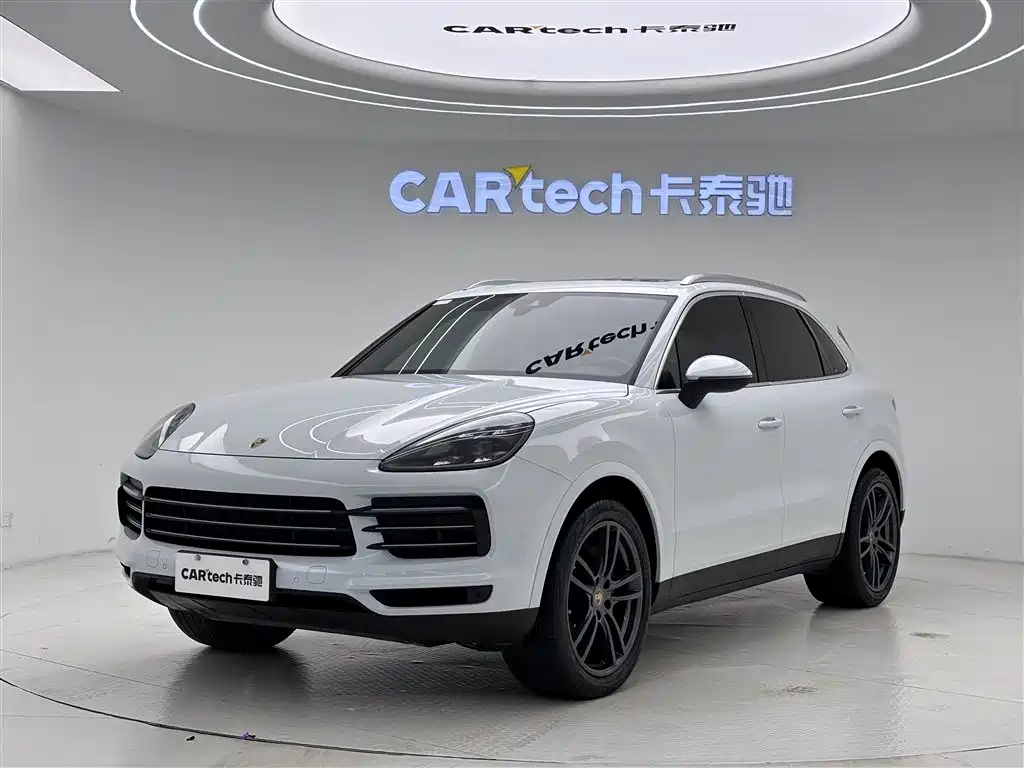 Porsche Cayenne 2018 — фото 1