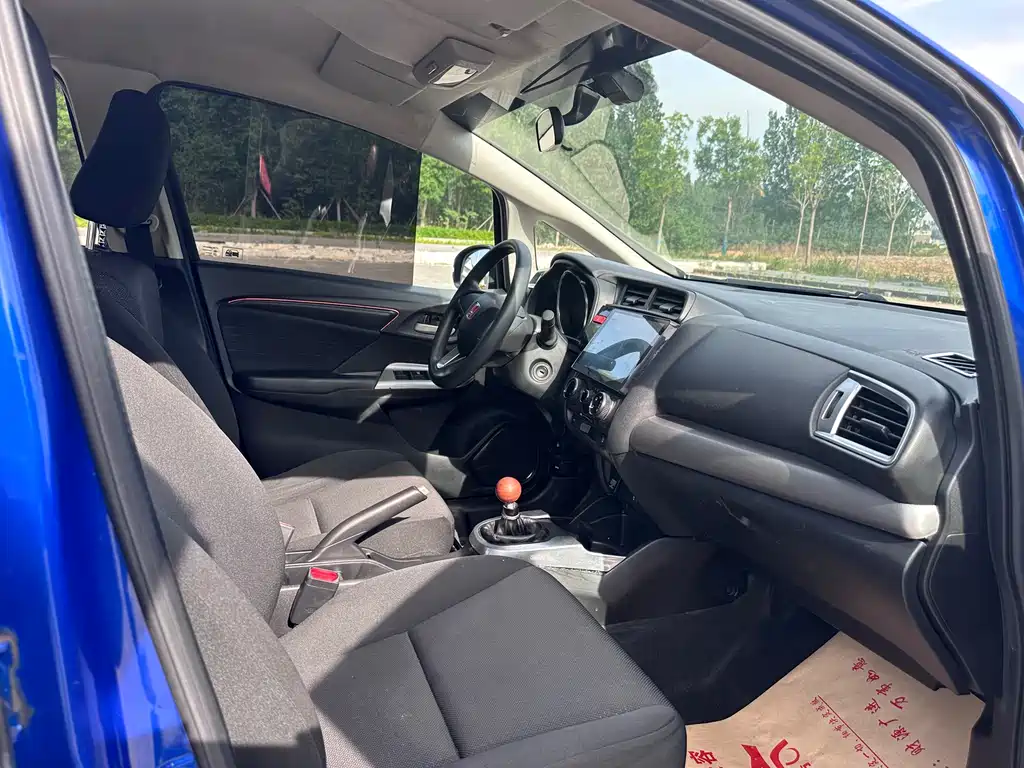 Honda Fit 2016 — фото 11