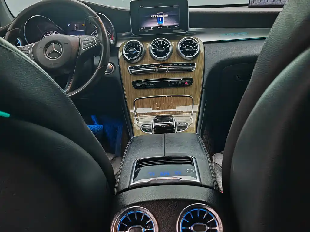 Mercedes-Benz GLC Coupe 2018 — фото 10