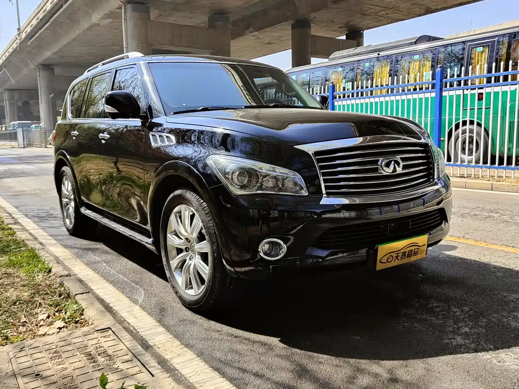 Infiniti QX 2013