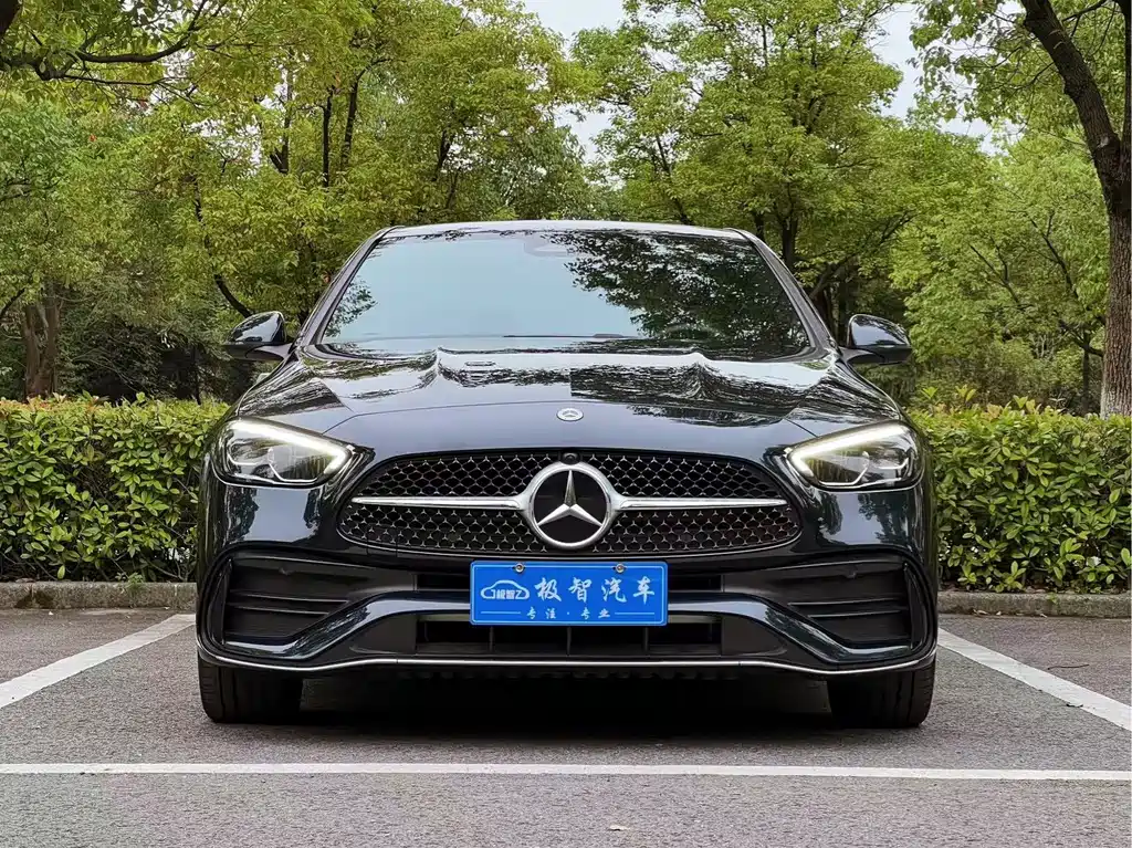 Mercedes-Benz C-Class 2023 — фото 2