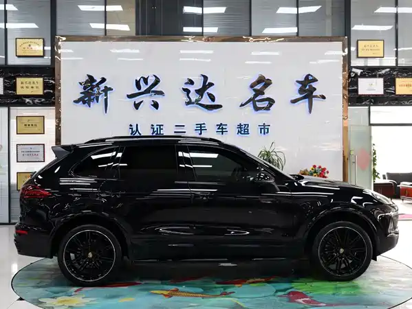 Porsche Cayenne 2016