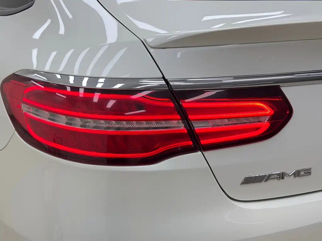 Mercedes-Benz GLE Coupe AMG 2018 — фото 10