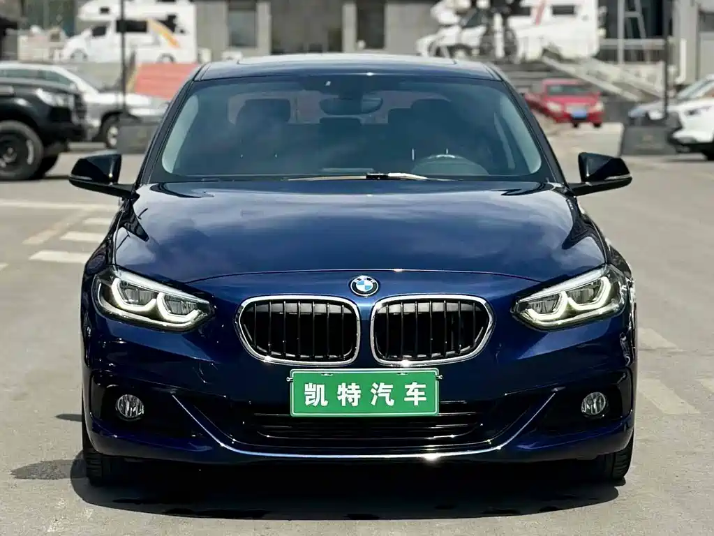BMW 1 Series 2019 — фото 2