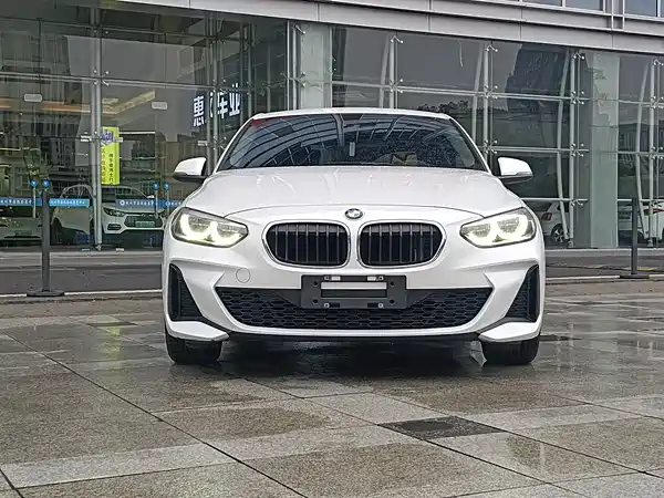 BMW 1 Series 2023