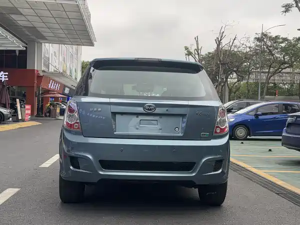 BYD E6 2012