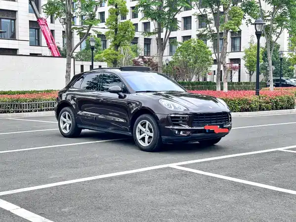 Porsche Macan 2016