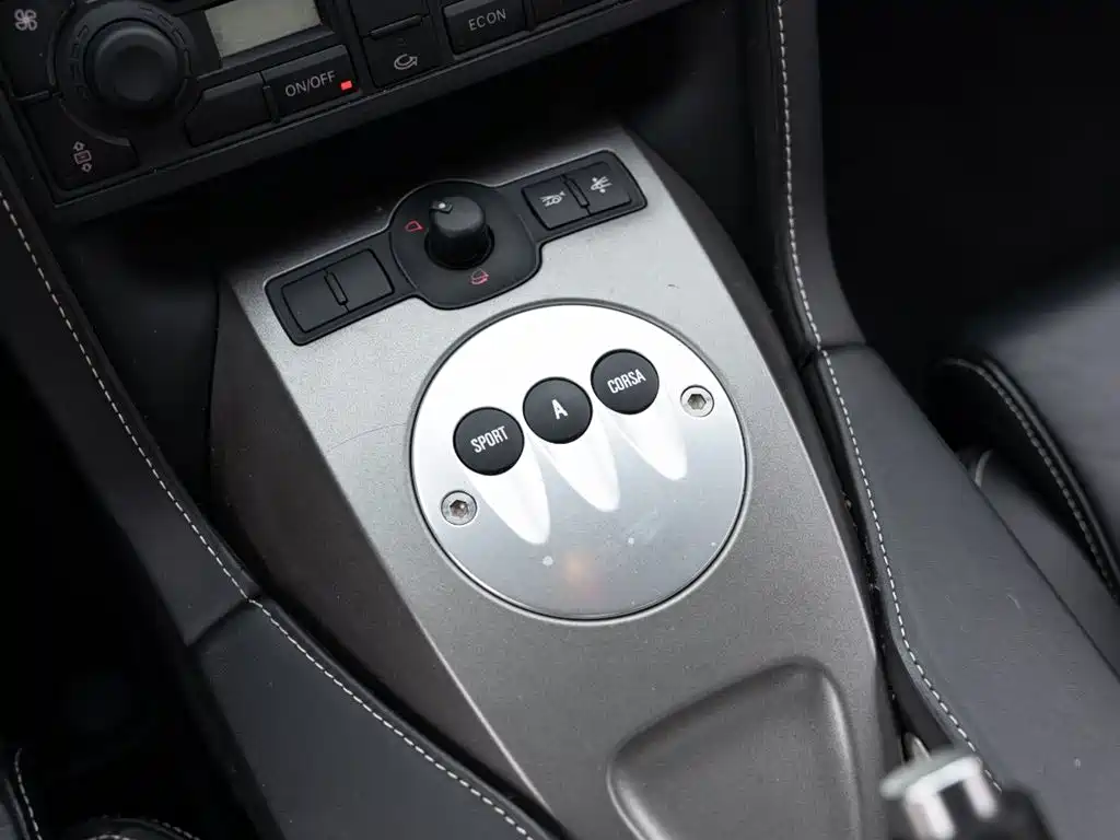 Lamborghini Gallardo 2011 — фото 17