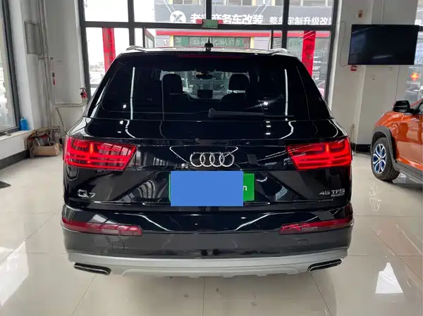 Audi Q7 2016