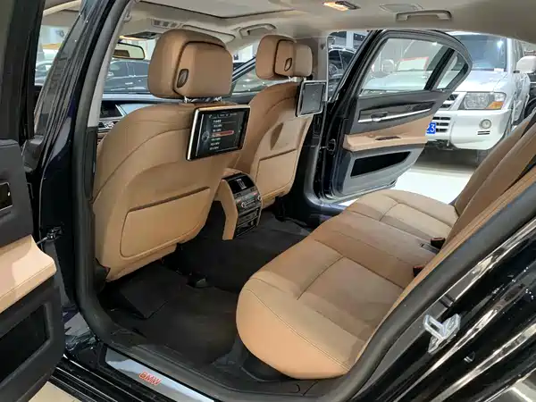 BMW 7 Series 2014