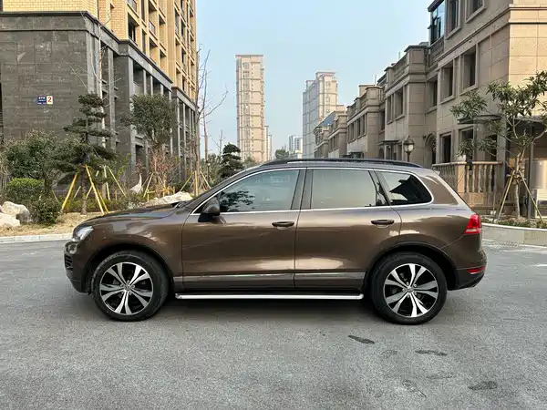 Volkswagen Touareg 2014
