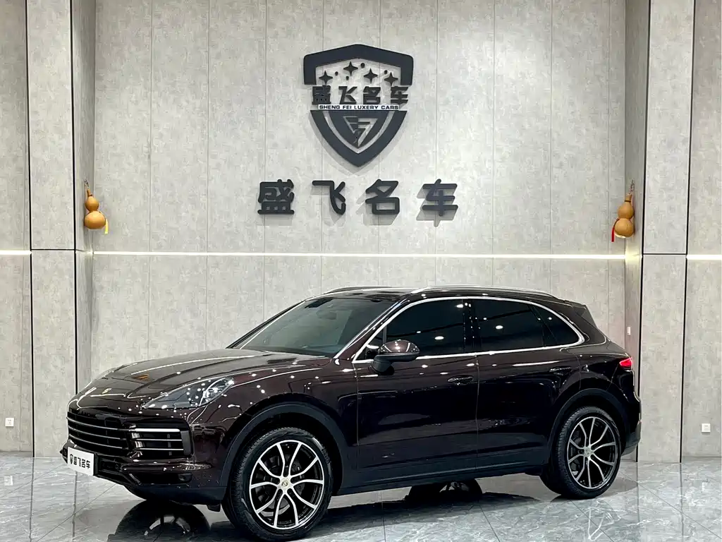 Porsche Cayenne 2018 — фото 1