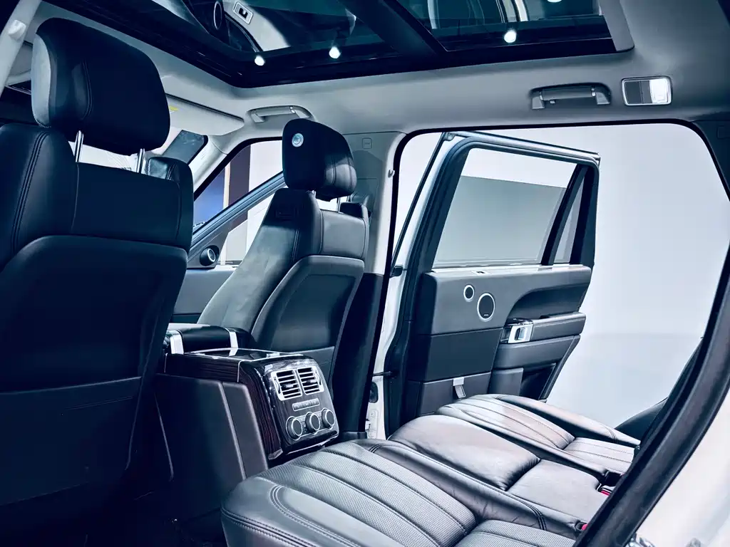Land Rover Range Rover 2017 — фото 15