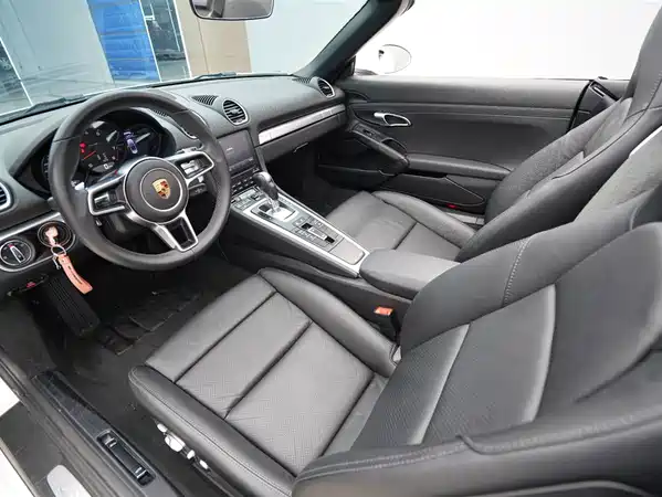 Porsche 718 2016