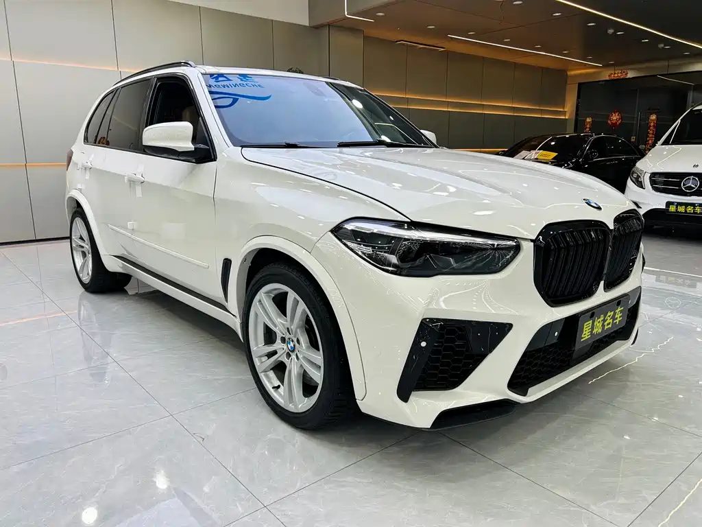 BMW X5 M 2012 — фото 2