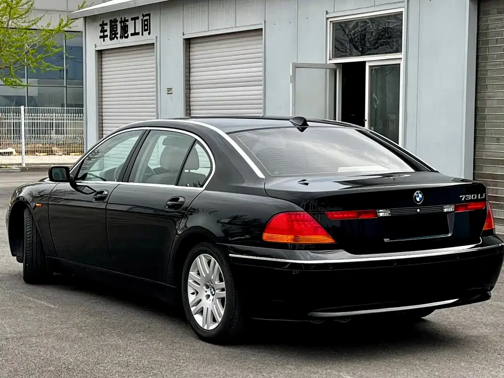 BMW 7 Series 2004 — фото 6