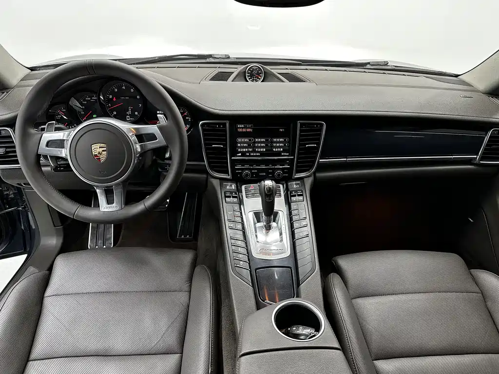 Porsche Panamera 2014 — фото 14