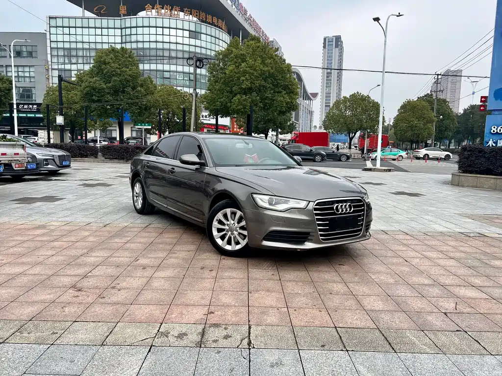 Audi A6L 2014 — фото 3
