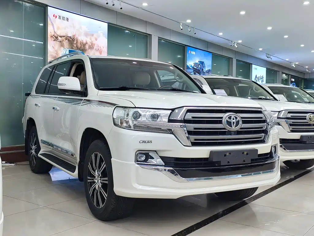 Toyota Land Cruiser 2019 — фото 3