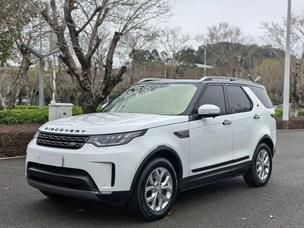 Land Rover Discovery 2019 — фото 1