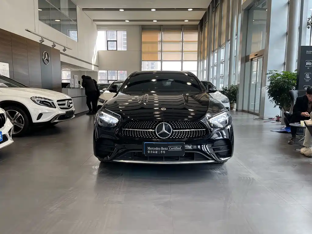 Mercedes-Benz E-Class 2022 — фото 2
