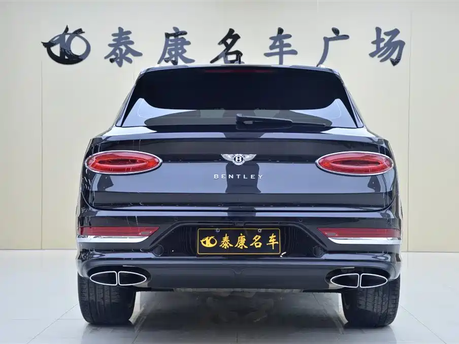 Bentley Bentayga 2022