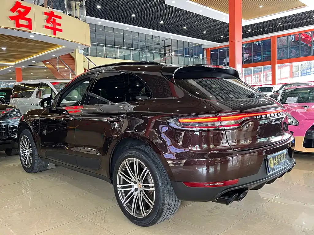 Porsche Macan 2019 — фото 6