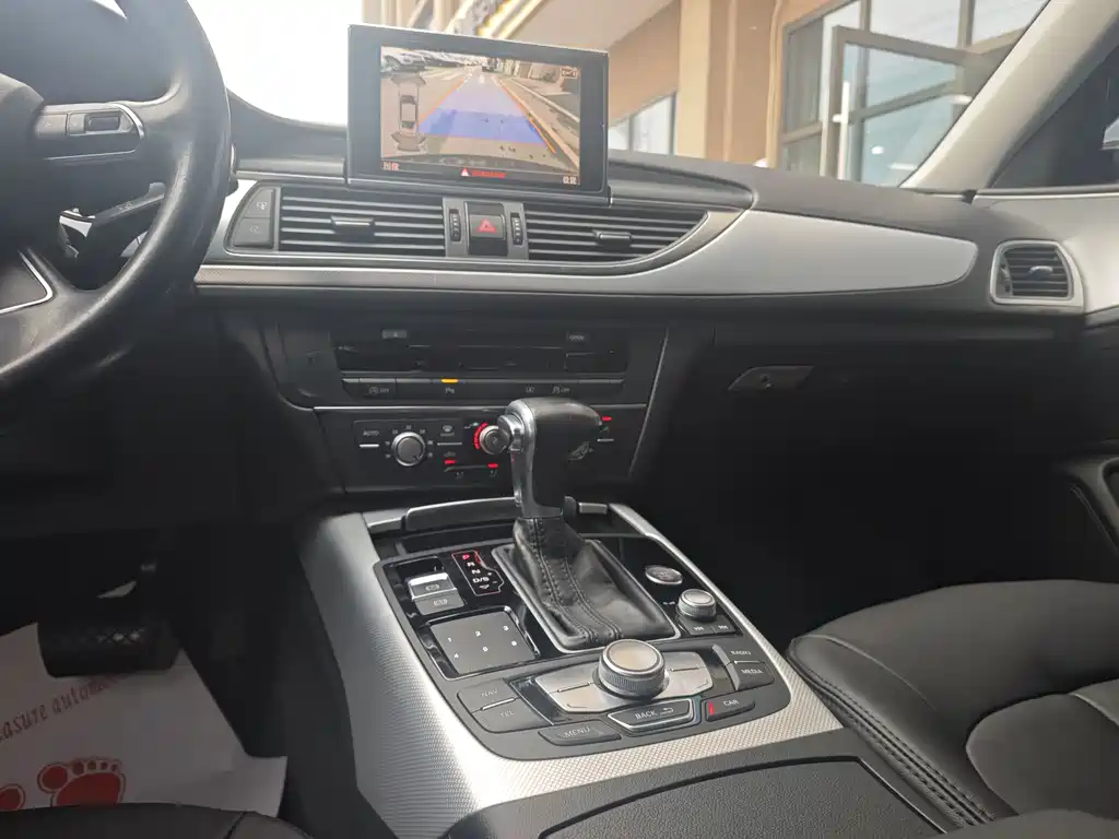Audi A6L 2015 — фото 13