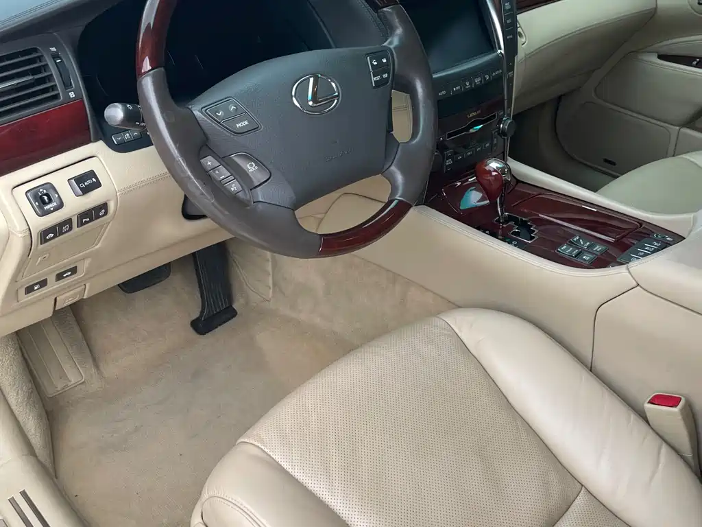 Lexus LS 2007 — фото 16