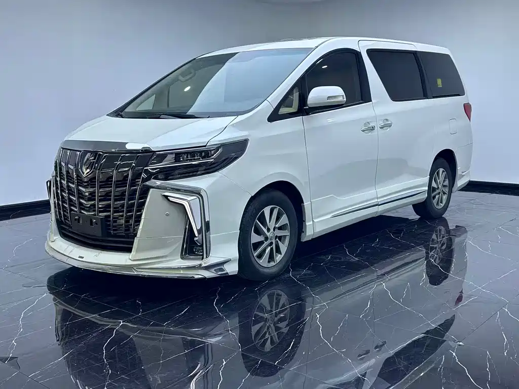 Toyota Alphard 2015