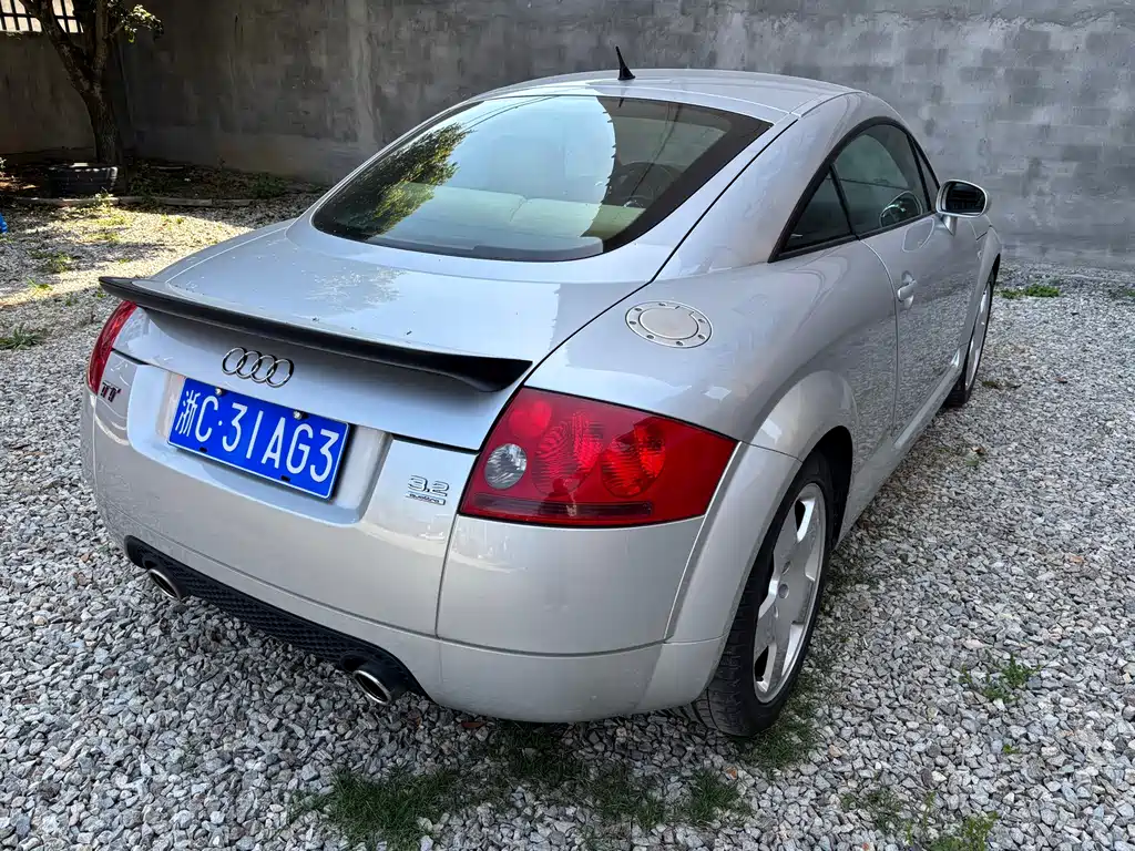 Audi TT 2005 — фото 3