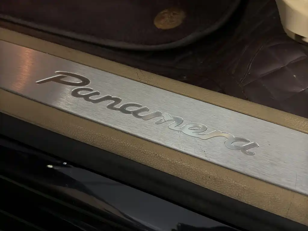 Porsche Panamera 2014 — фото 10