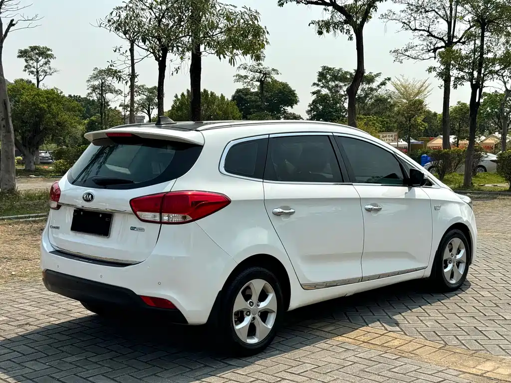 Kia Jiale 2015 — фото 10