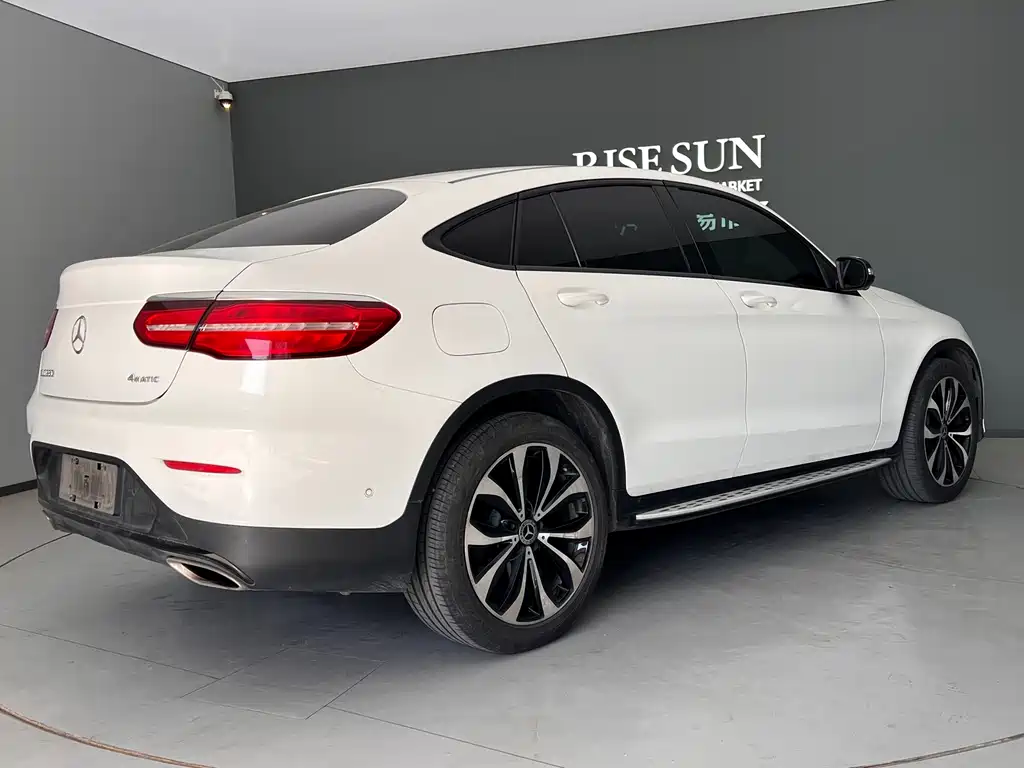 Mercedes-Benz GLC Coupe 2018 — фото 31