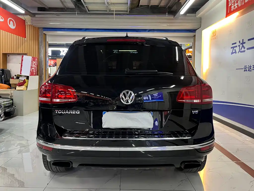 Volkswagen Touareg 2017 — фото 4
