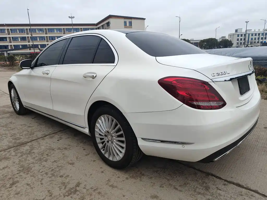 Mercedes-Benz C-Class 2016