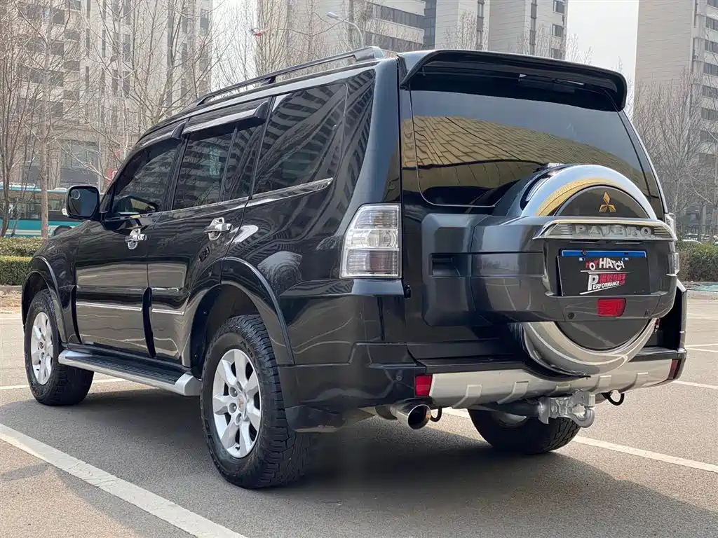 Mitsubishi Pajero 2018 — фото 5