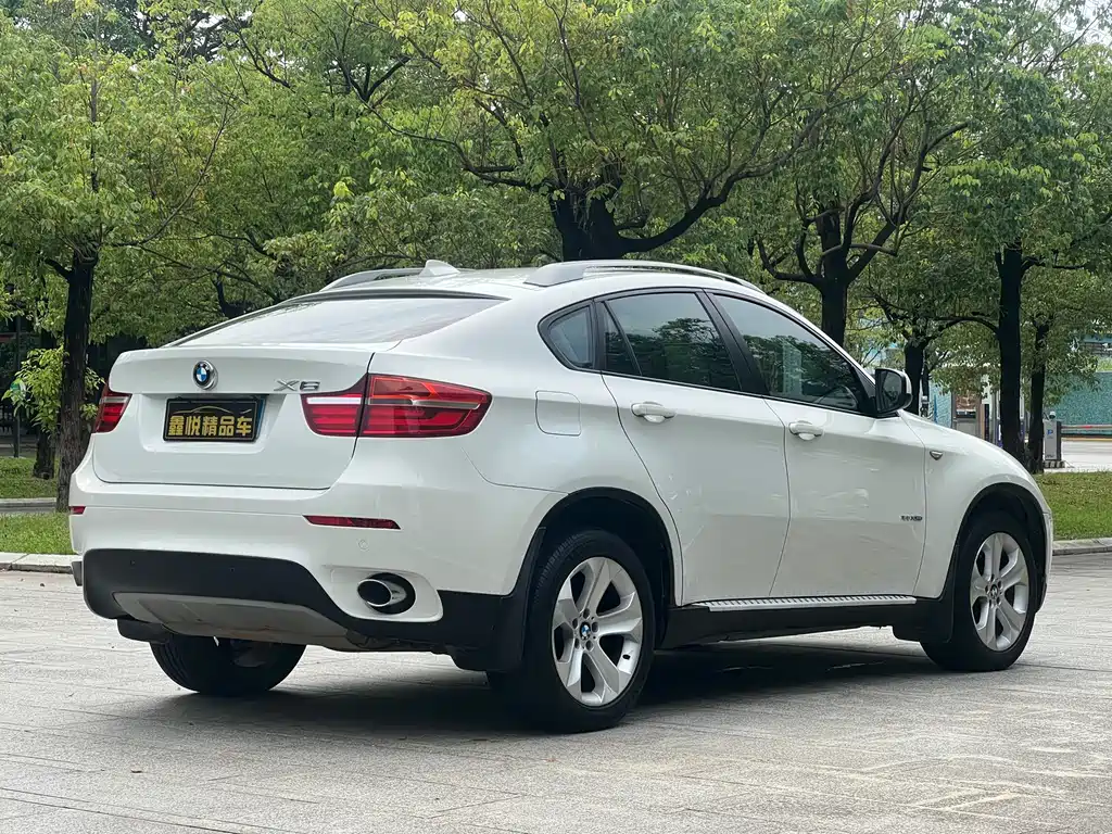 BMW X6 2014 — фото 8