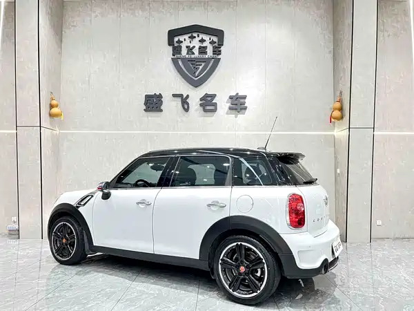 MINI Countryman 2014