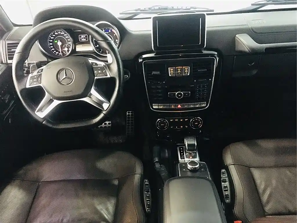 Mercedes-Benz G-Class AMG 2015 — фото 9