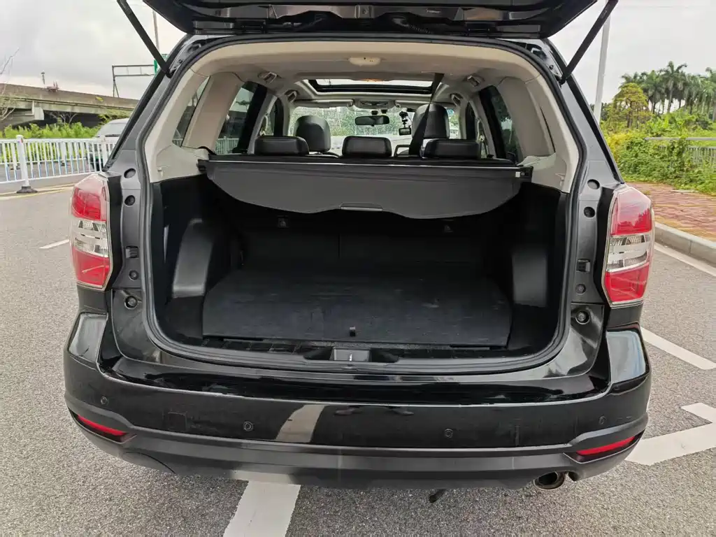 Subaru Forester 2015 — фото 14