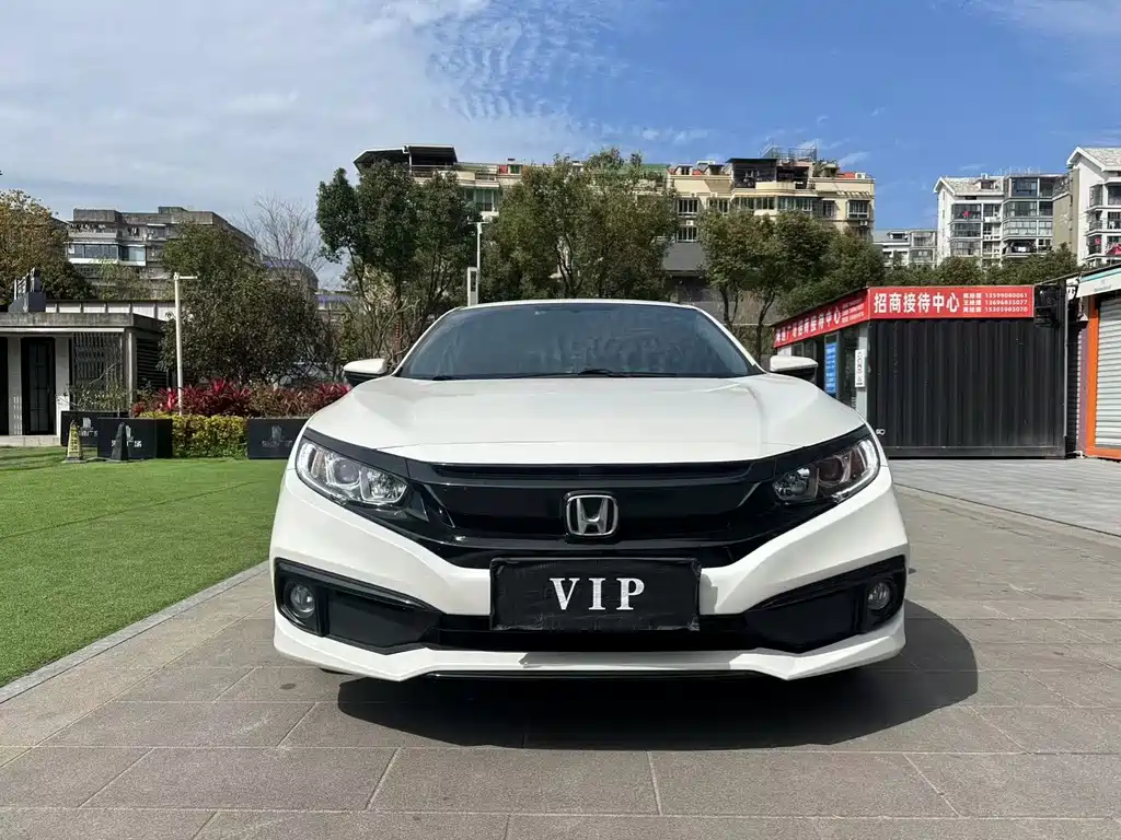 Honda Civic 2020 — фото 2