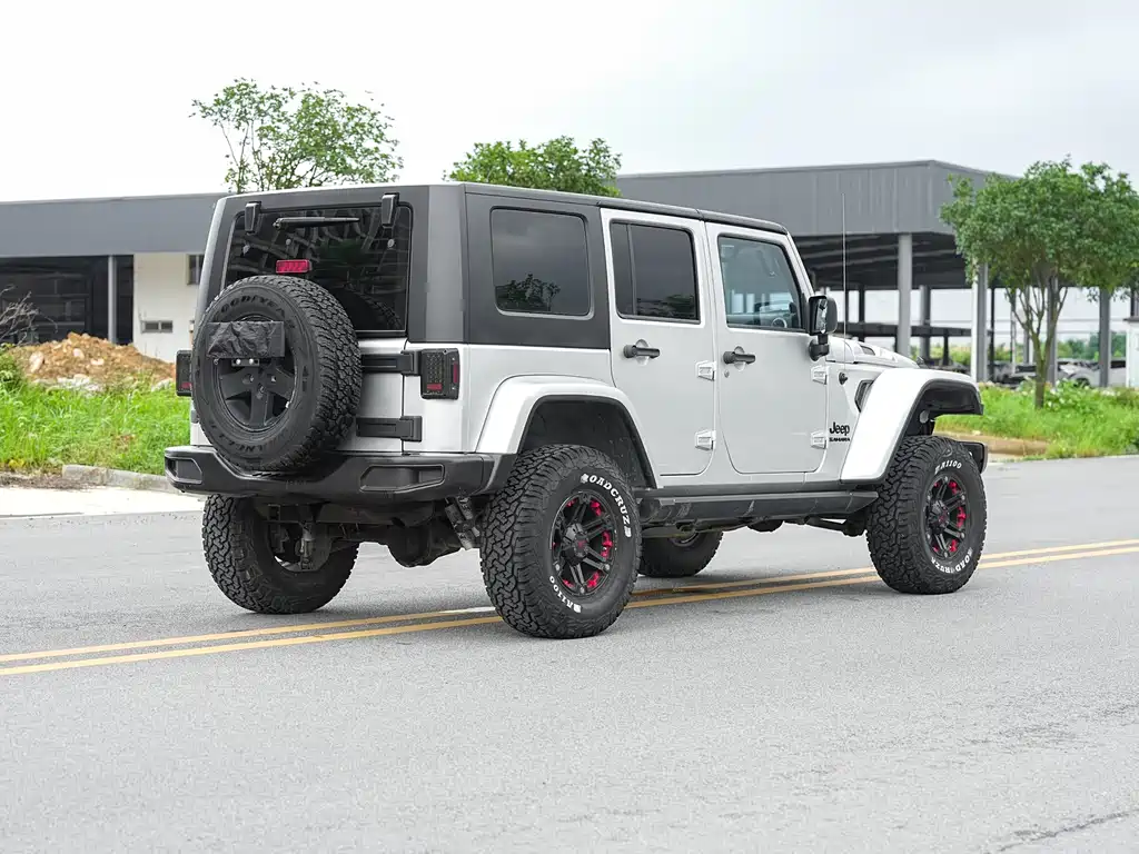 Jeep Wrangler 2008 — фото 5