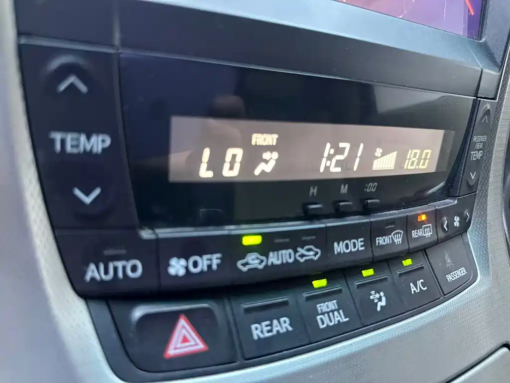 Toyota Alphard 2015 — фото 5