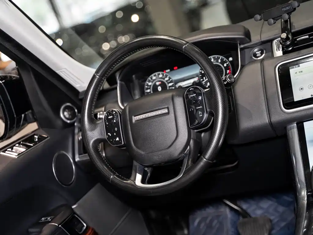 Land Rover Sport 2018 — фото 12