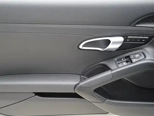 Porsche 718 2016