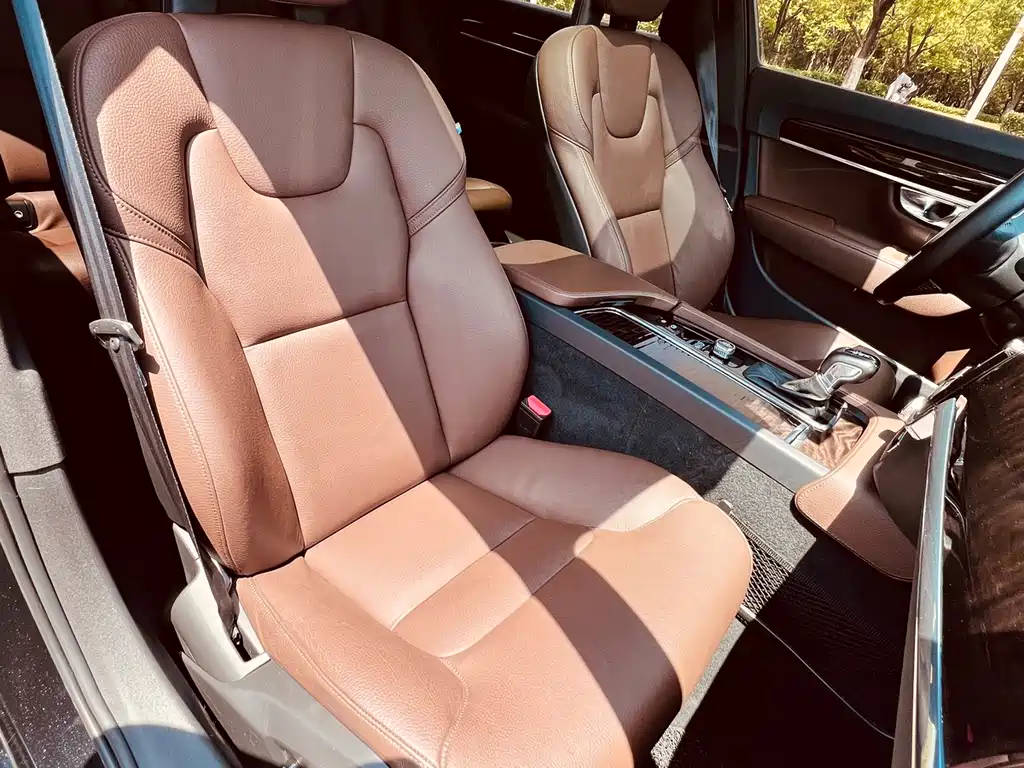 Volvo S90 2017 — фото 13