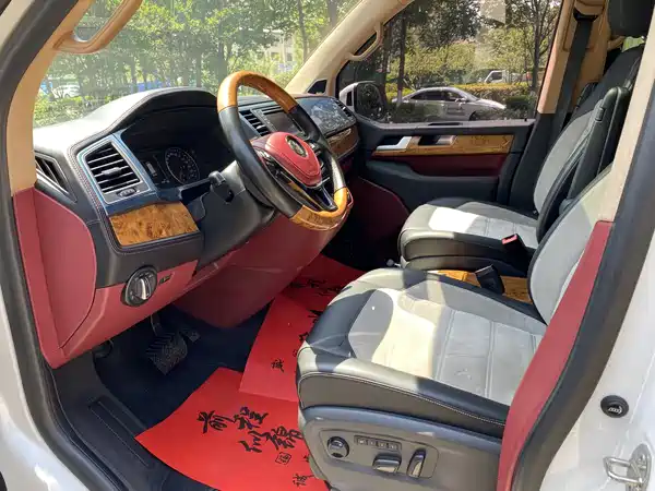 Volkswagen Metroway 2018