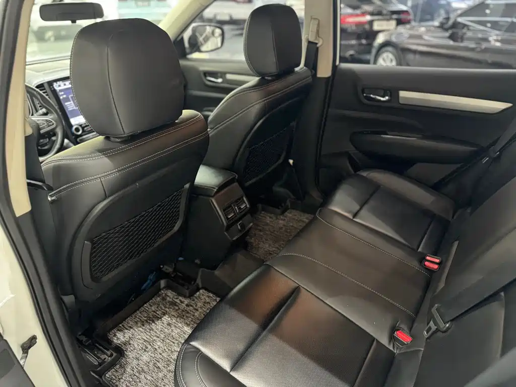 Renault Koleos 2018 — фото 19